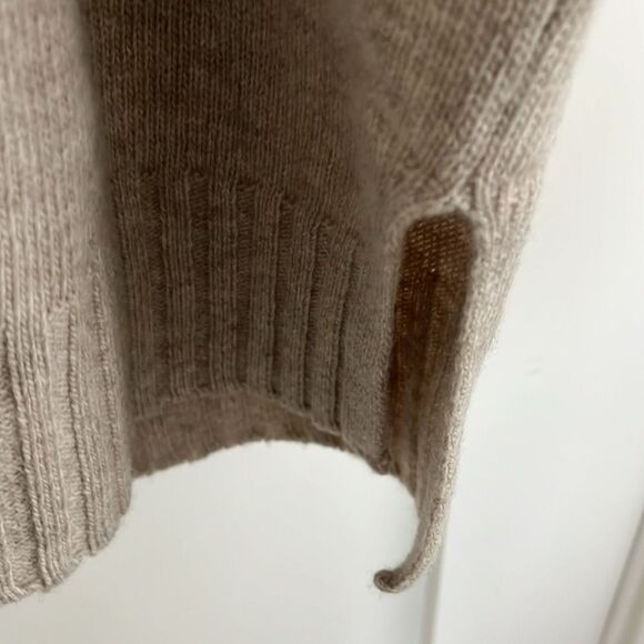 EUC Max Mara MaxMara Weekend Virgin Wool beige oversized short sleeve Sweater S - Picture 8 of 12